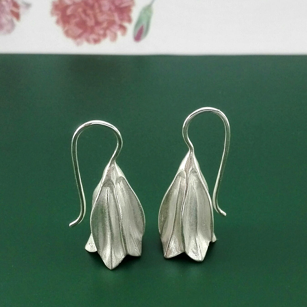 Ohrringe Glockenblumen aus Silber von Dörte Dietrich Schmuck Leipzig